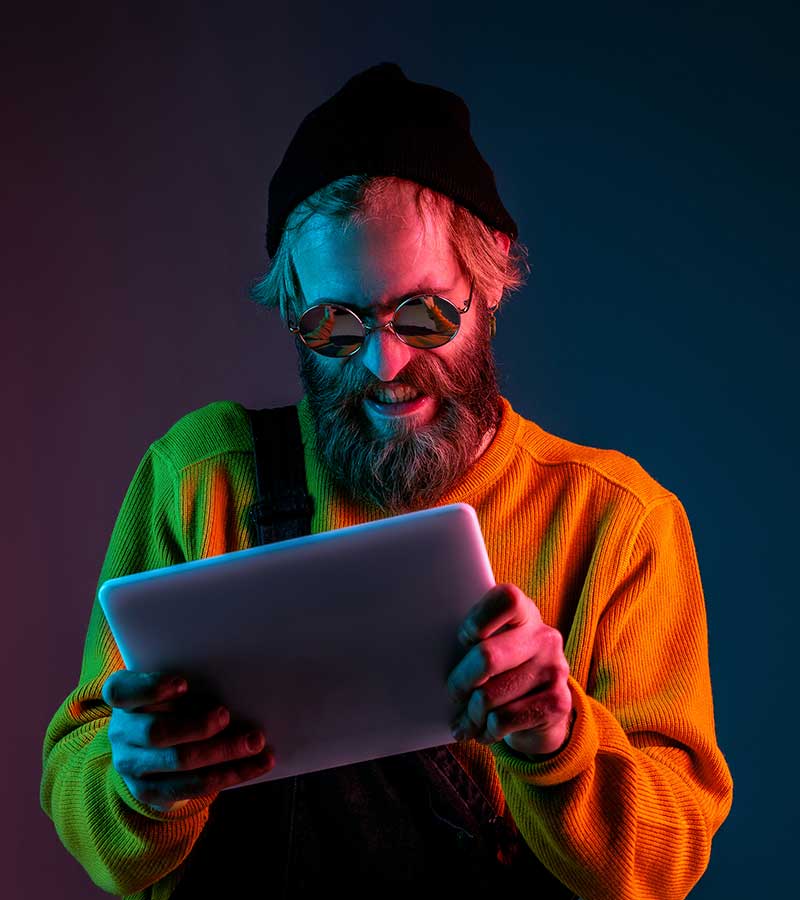 Mad%20Parrot%20Media